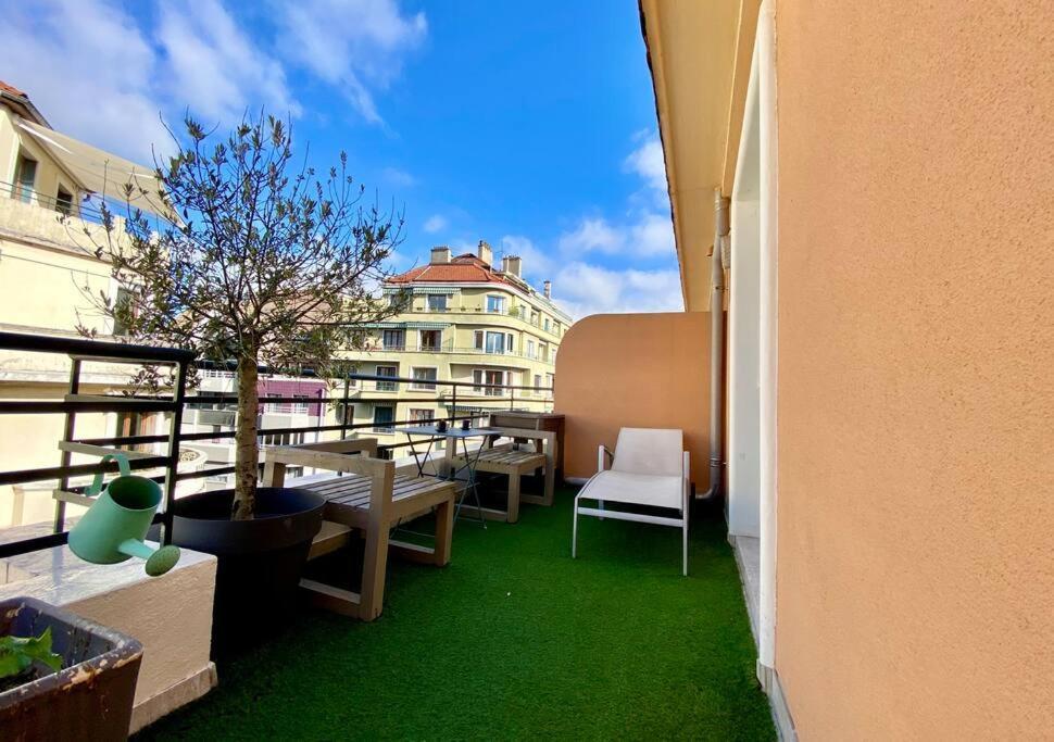 Apartament Toit-Terrasse Traversant Plein Centre 100M Du Lac Annecy Zewnętrze zdjęcie