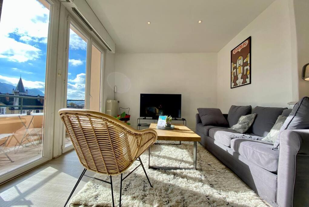 Apartament Toit-Terrasse Traversant Plein Centre 100M Du Lac Annecy Zewnętrze zdjęcie