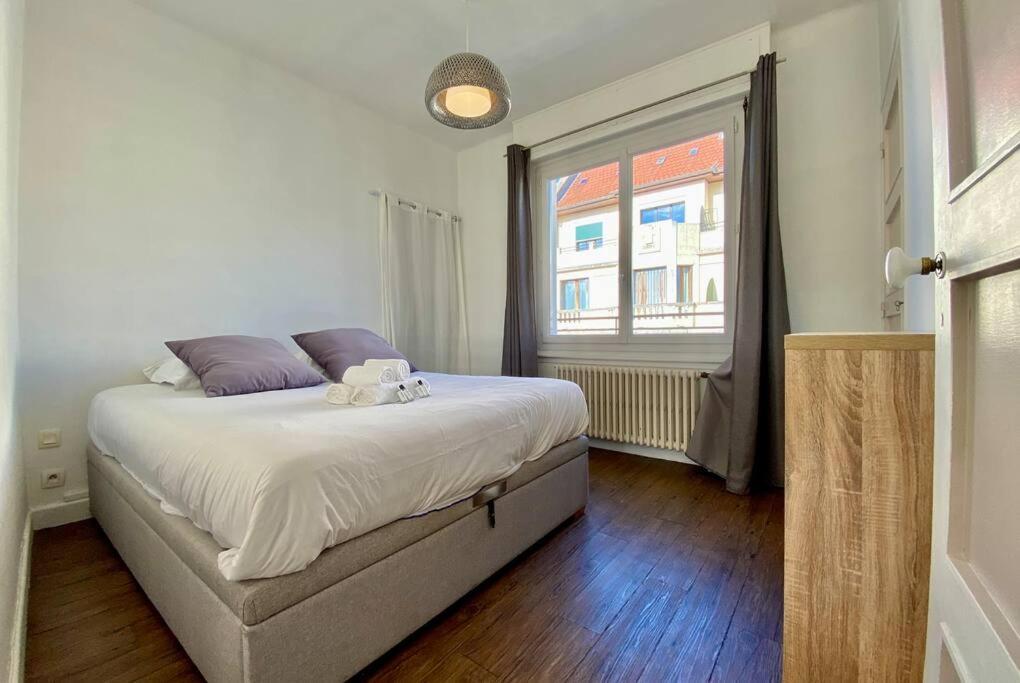 Apartament Toit-Terrasse Traversant Plein Centre 100M Du Lac Annecy Zewnętrze zdjęcie